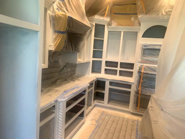 Painting kitchen cabinets white